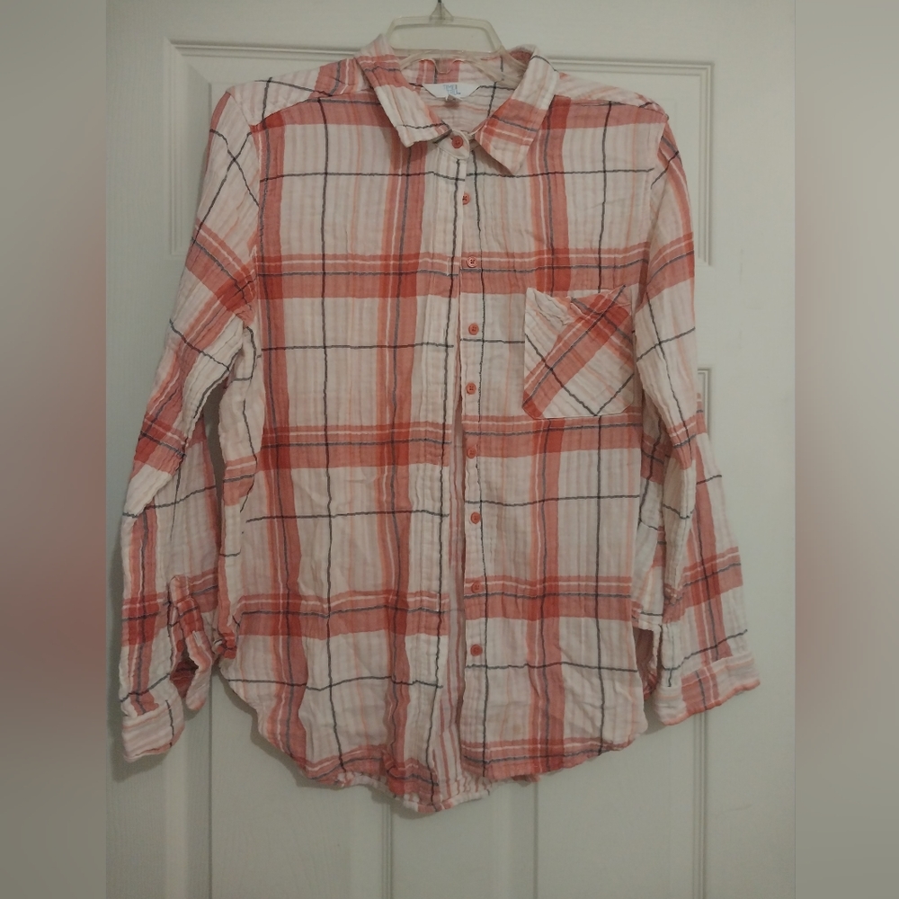 Time and true plaid blouse